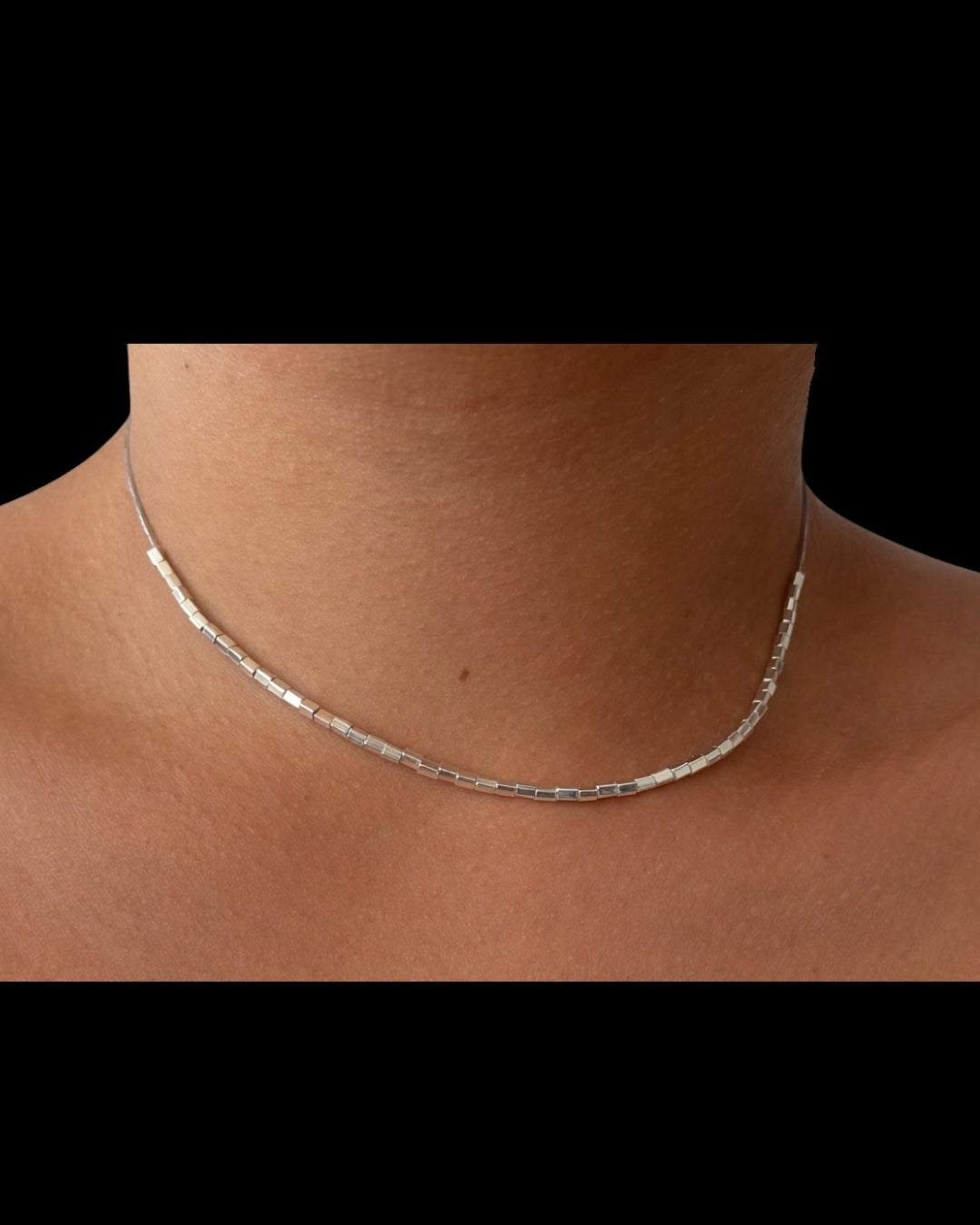 SINGLE SQUARE NECKLACE