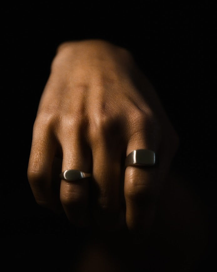 OVAL RING