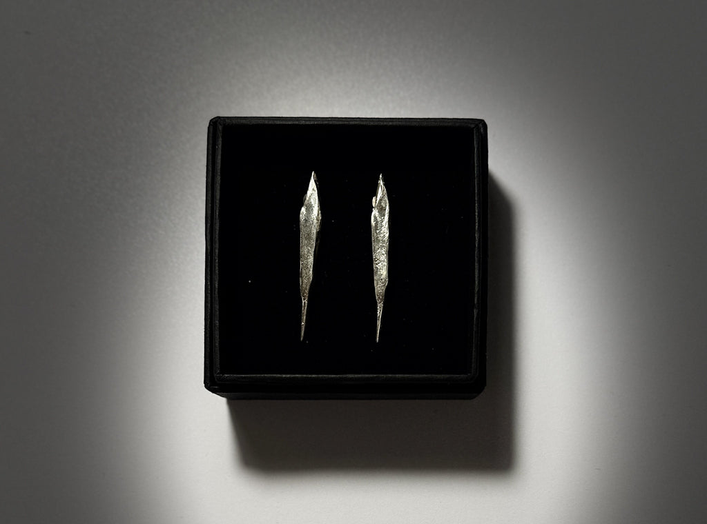 THUNDER EARRINGS