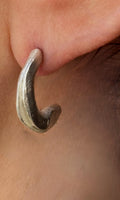 SMALL FOALDED EARRING