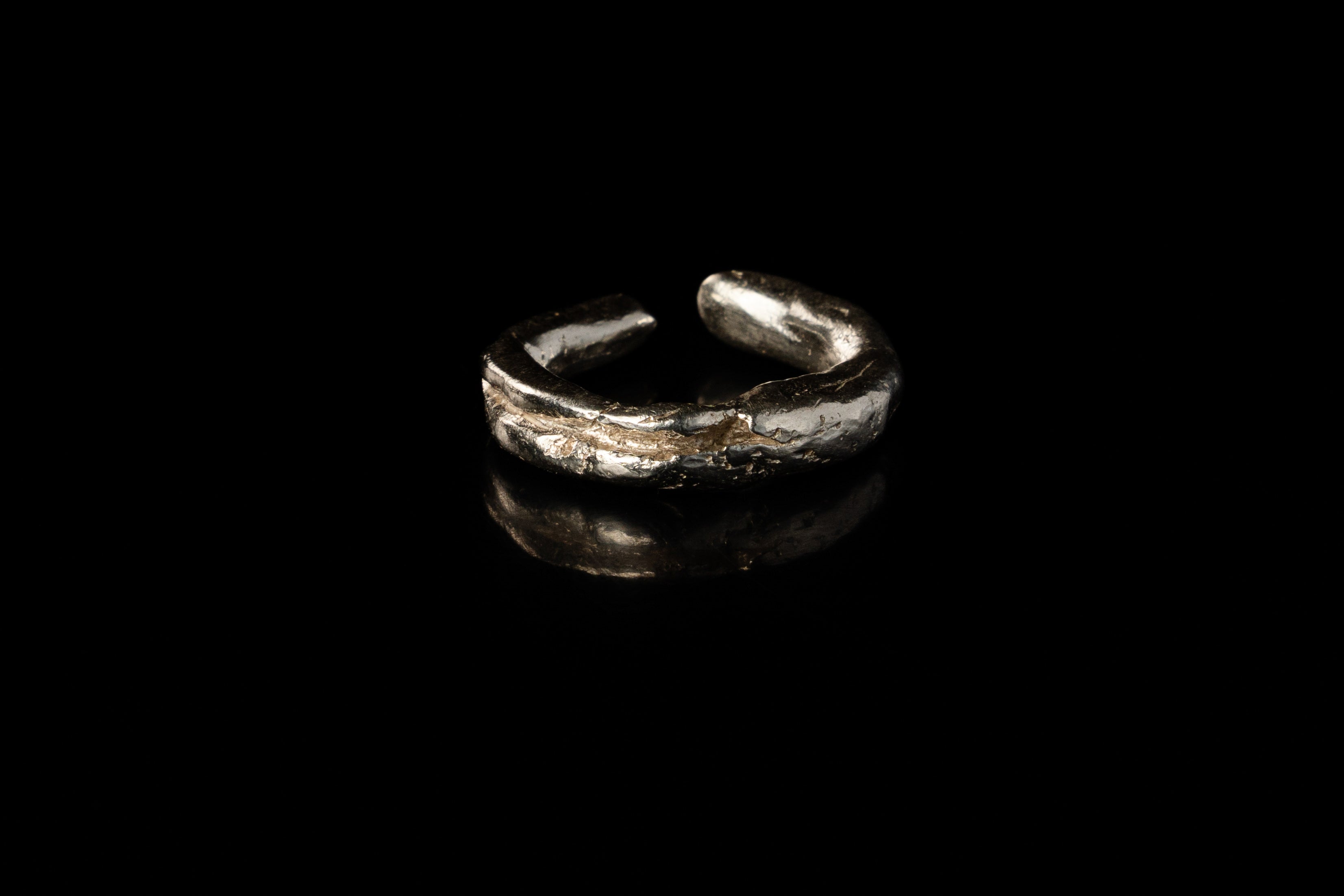 WAVE RING