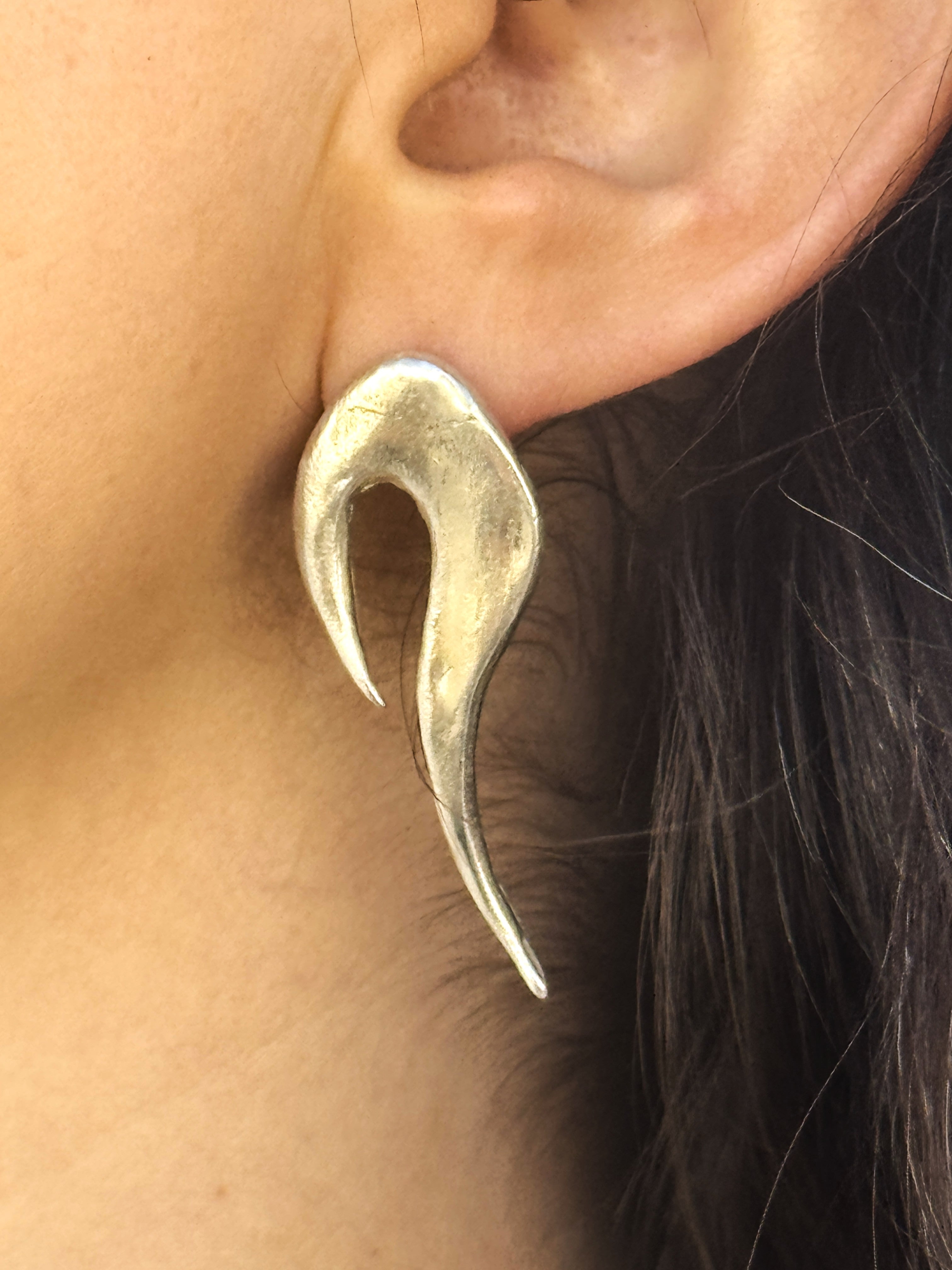 SMALL FLAME EARRINGS
