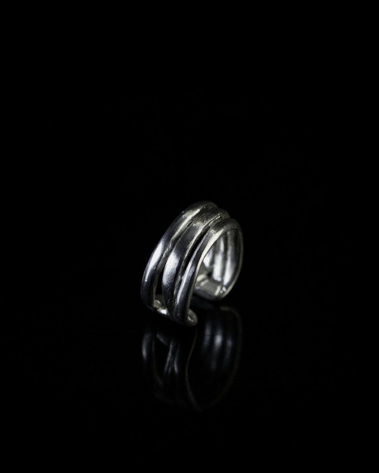 SIX LINES RING