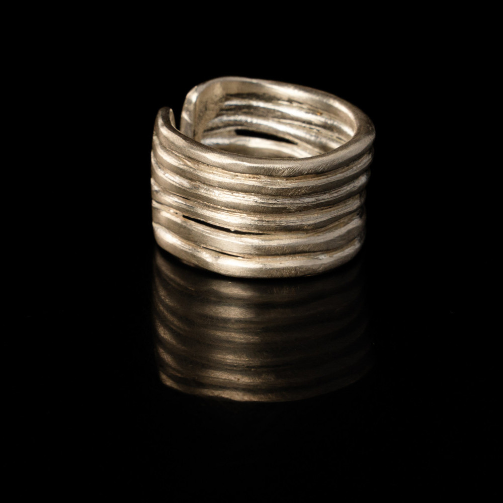 SIX LINES RING